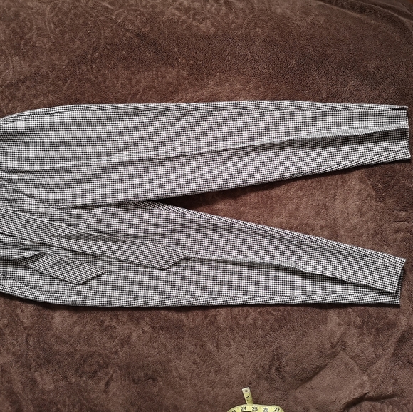 Checkered cropped pant - Picture 2 of 7